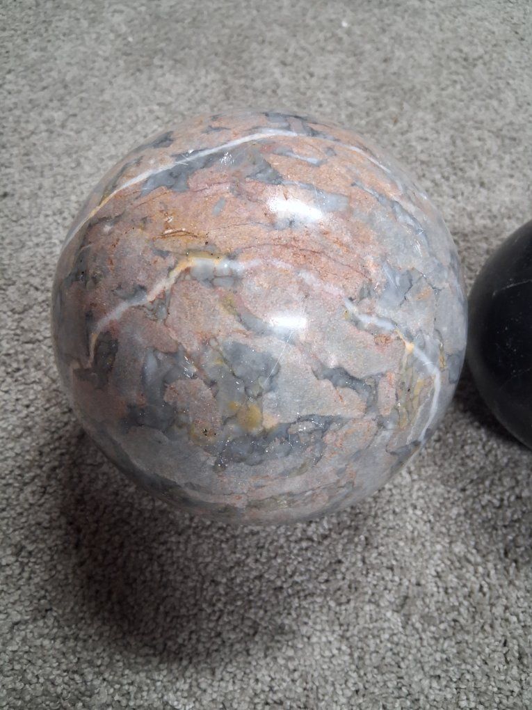 Main image 2