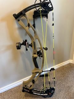 HOYT RX10  SANDSTORM  KEEP HAMMERING EDITION BRAND NEW