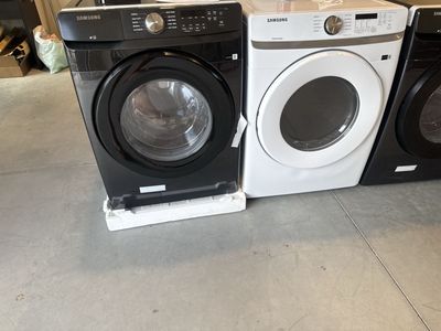 New mismatched Samsung Front Load Electric Set