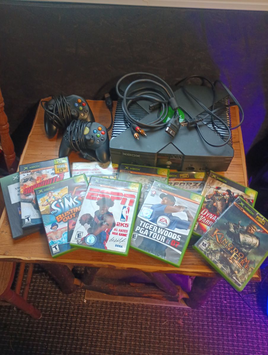 Original Xbox refurbished in 2016 90,000 free cell's of memory.