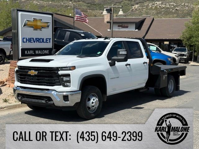 2026 Chevrolet Silverado 3500HD CC Work Truck