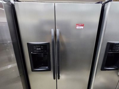 NICE GE STAINLESS STEEL SIDE BY SIDE FRIDGE! W-WARRANTY