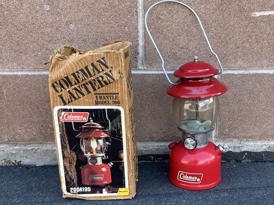 Vintage 8 1979 Red Coleman Lantern