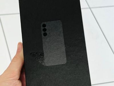 Samsung Galaxy S24 Brand New in box 256GB - T-Mobile