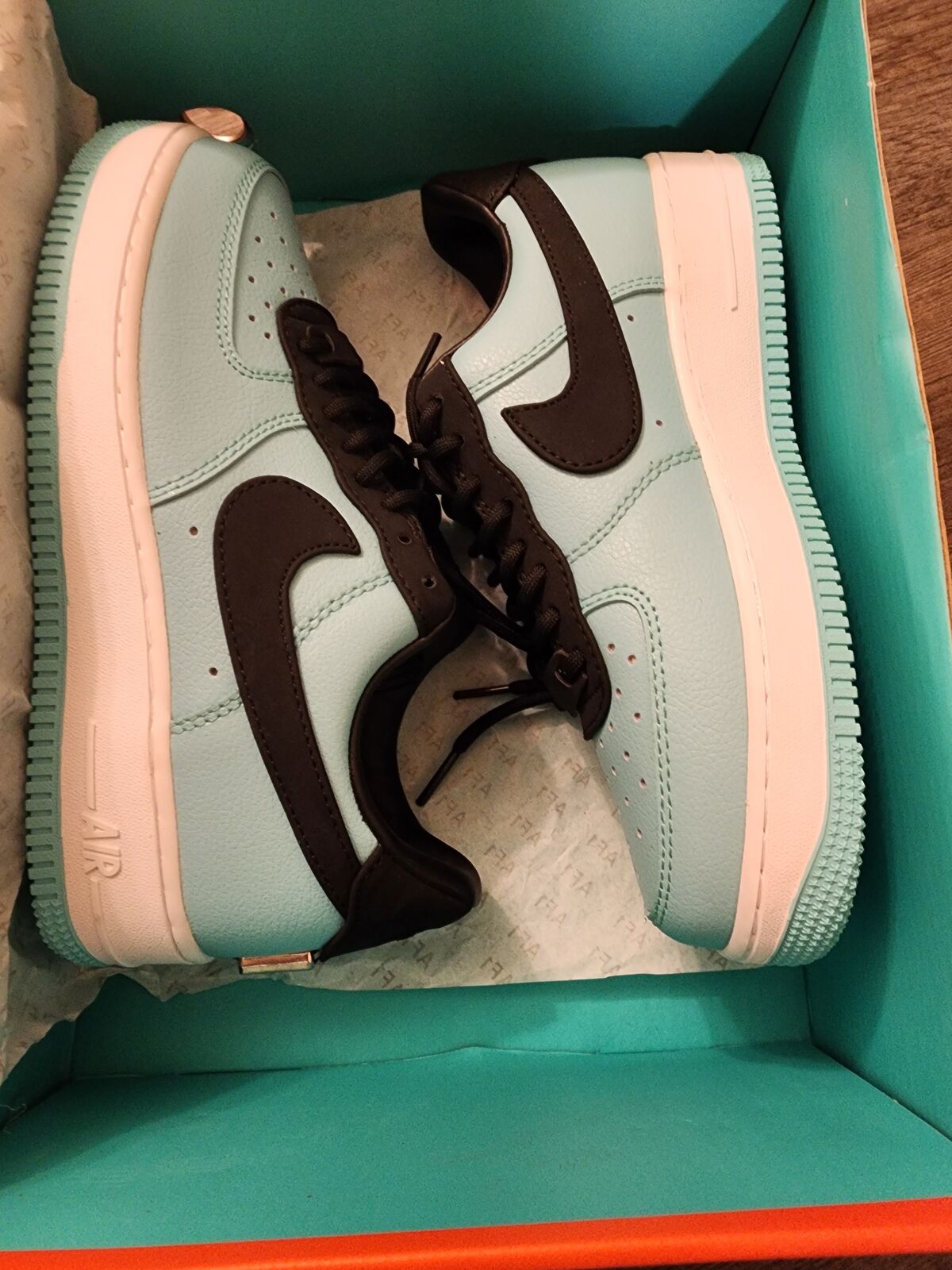 Nike Air Force One Tiffany Diamond