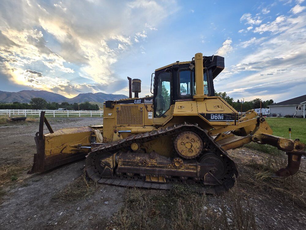 Cat D6M XL Dozer