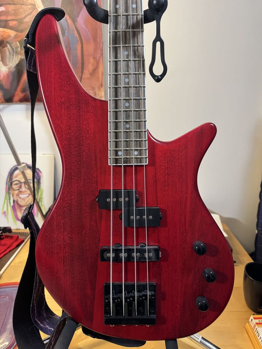 Jackson Js23 bass