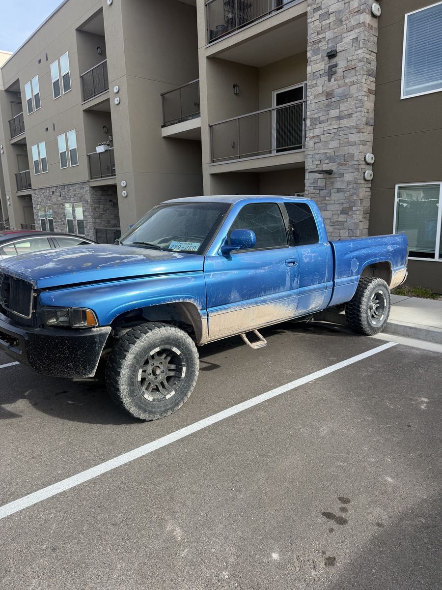 1999 DODGE RAM 1500 ST