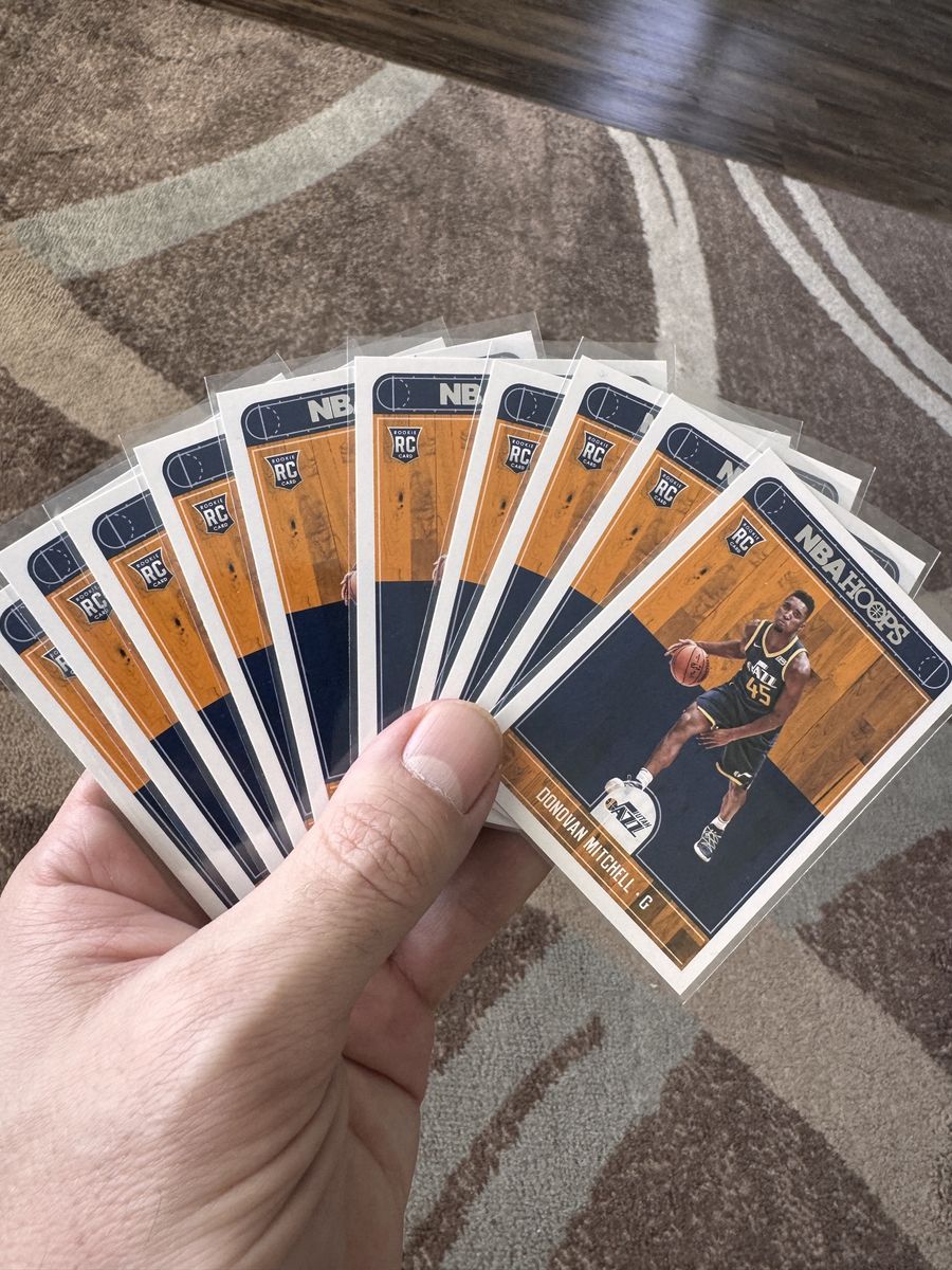 Donovan Mitchell - NBA Rookie Cards - Set of 10- Nice sharp edges and corners
