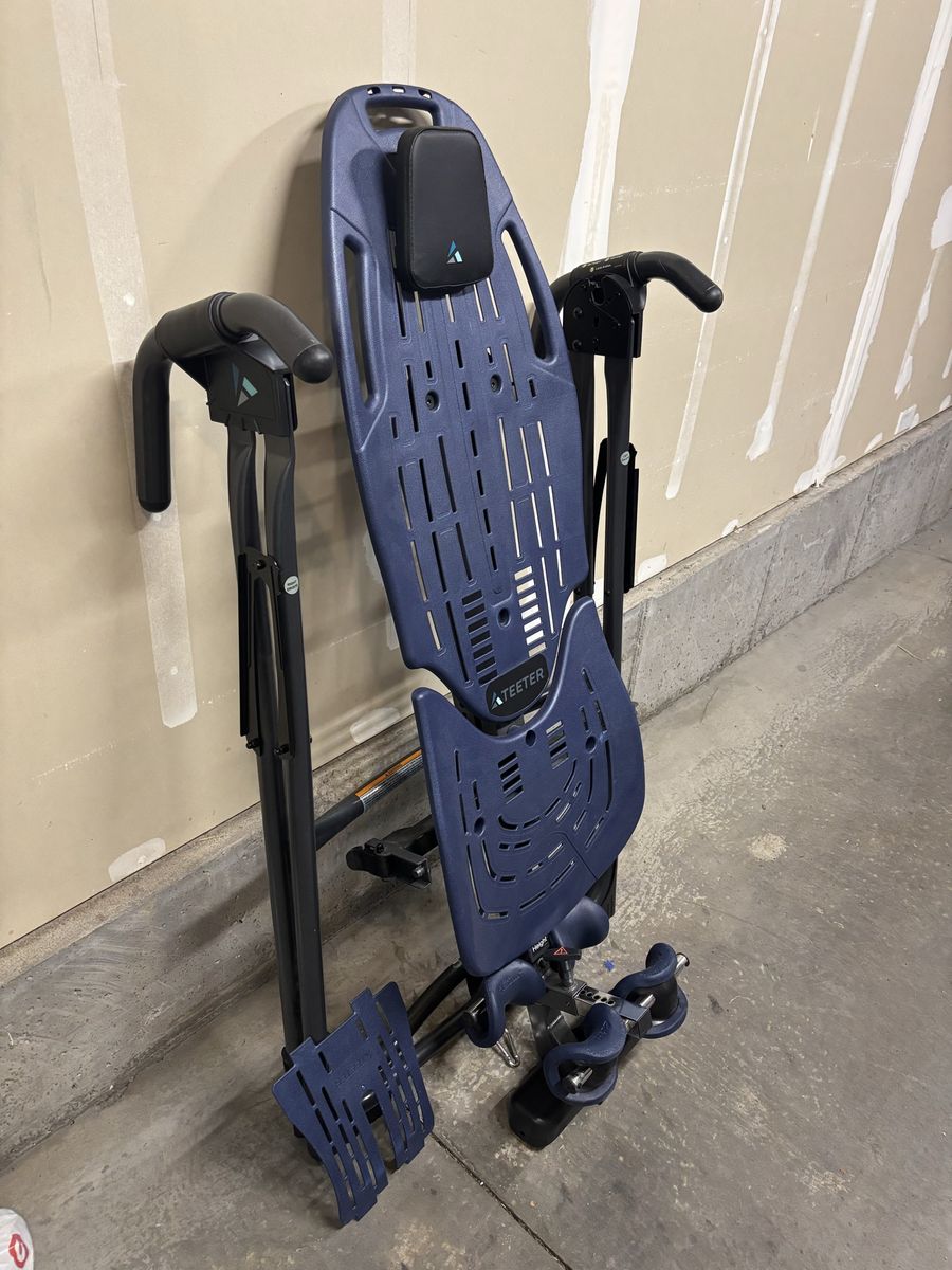 Teeter Inversion Table