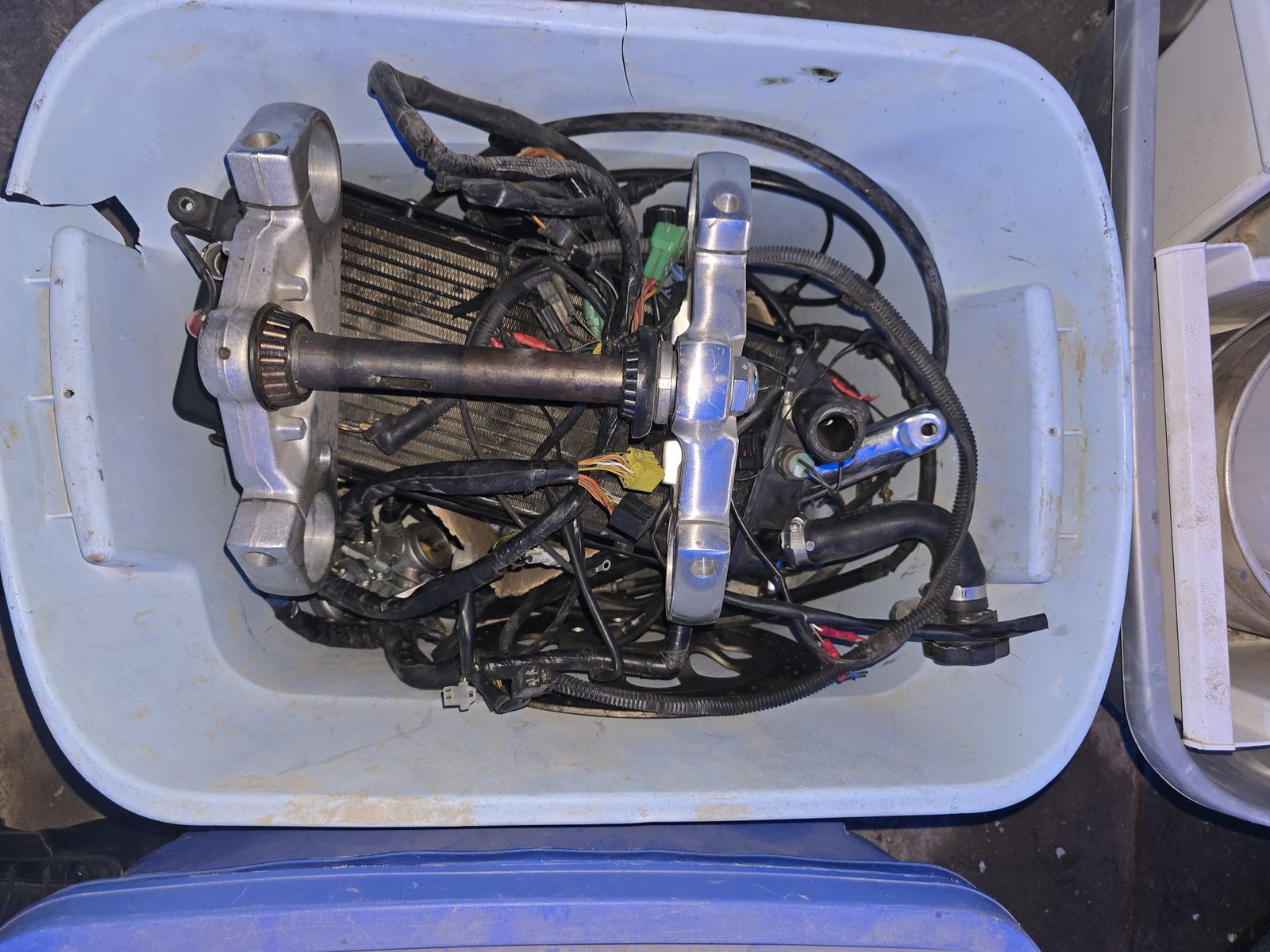 Main image 4