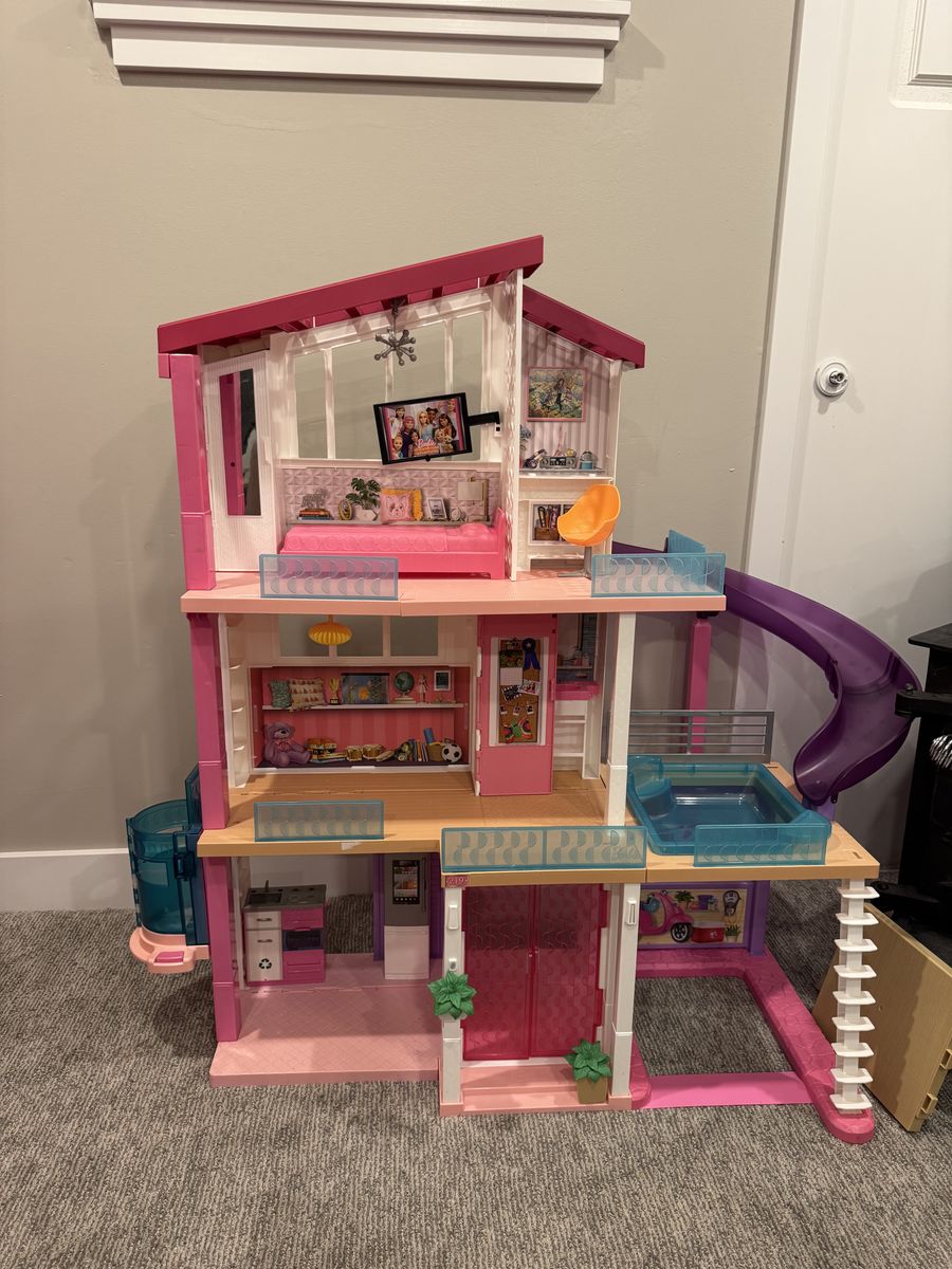 Barbie Dream House