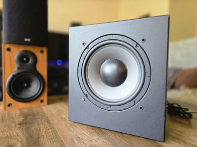 10" Polk Audio PSW250 Powered Subwoofer