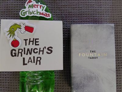 The Fountain Tarot Deck by Jonathan Saiz