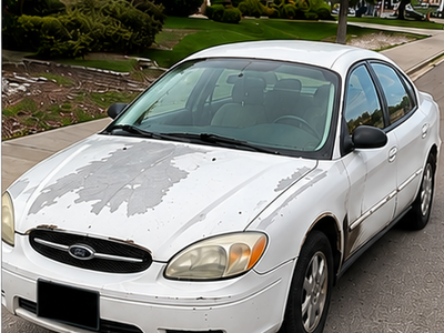 2003 Ford Taurus SE