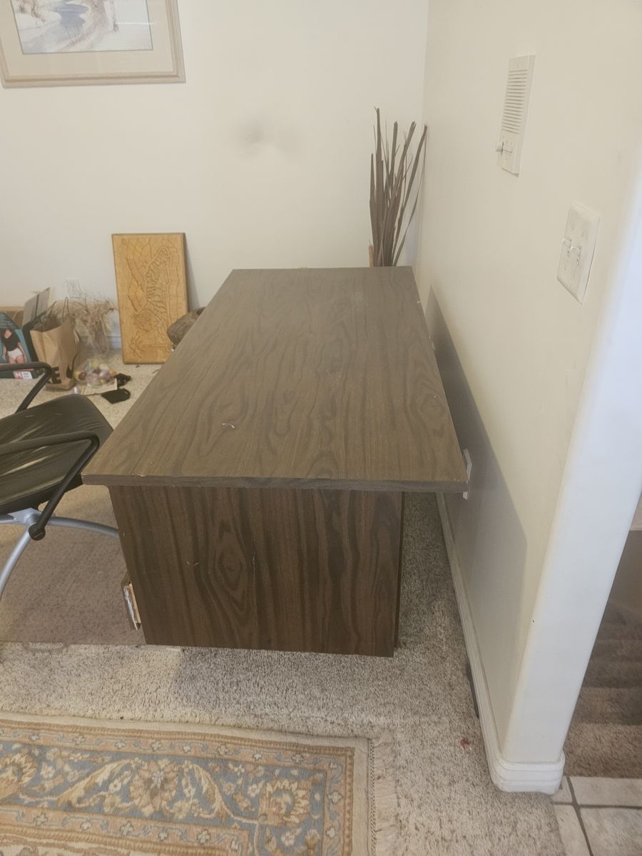 Char and desk set