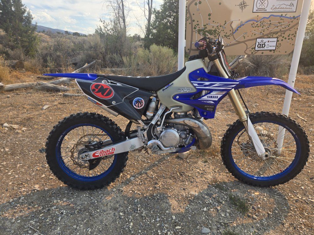 yz250