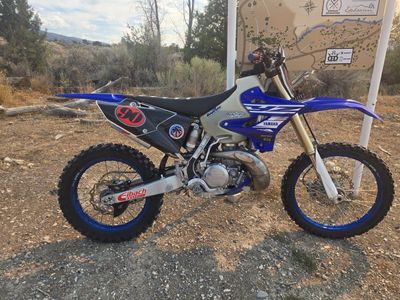 yz250