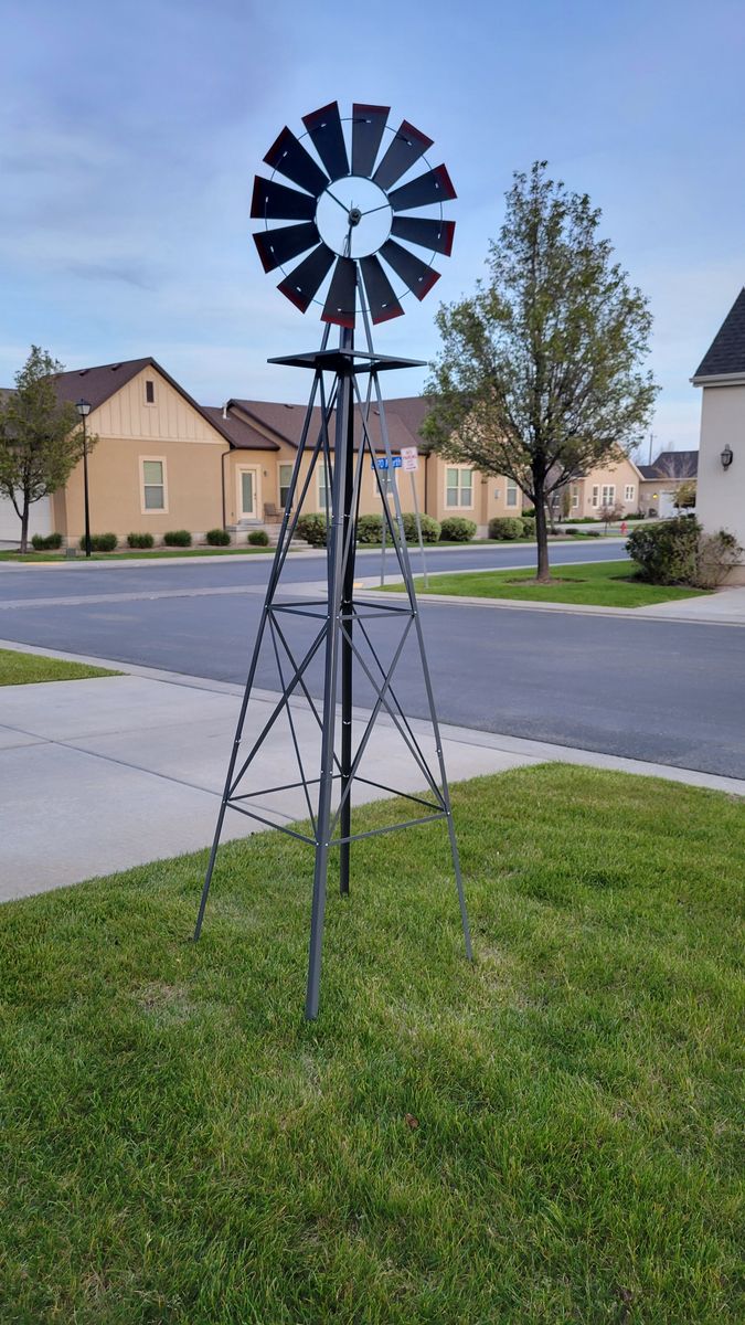 Decorative yard windmill
