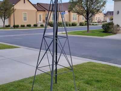Decorative yard windmill