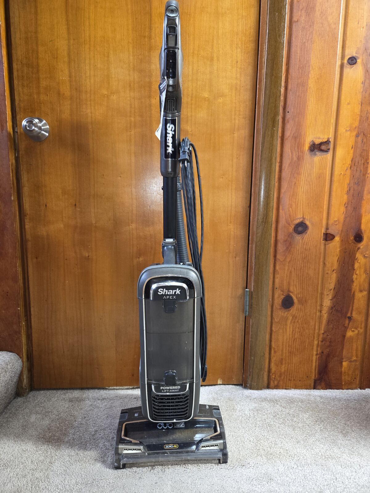 Shark APEX DuoClean Powered Lift-Away upright vacuum cleaner.