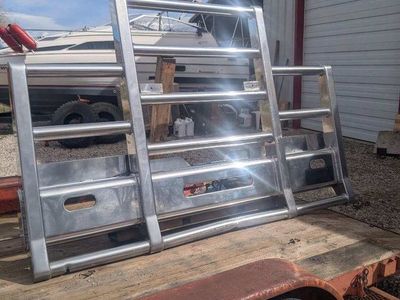 Heavy-Duty Aluminum Truck Bull Bar/Grille Guard with Lights - Universal Fit