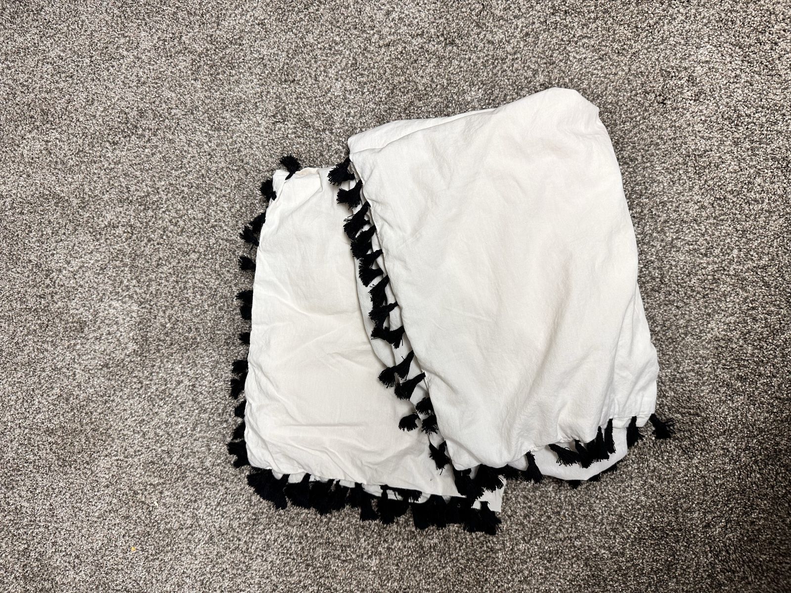 Main image 3