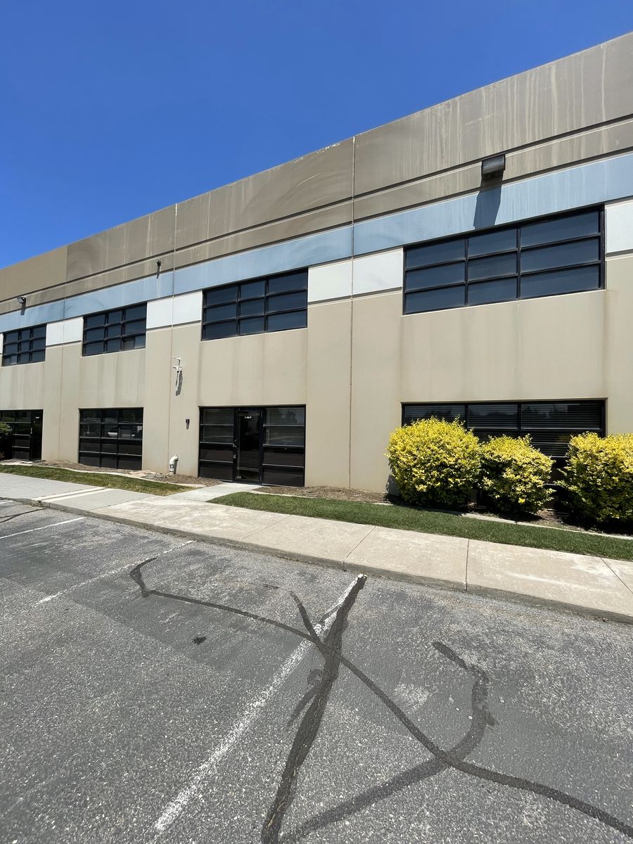 6400 SF Industrial Warehouse / Flex / Office with Loading Dock
