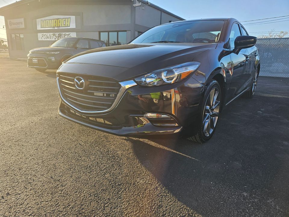 2018 Mazda Mazda3 Touring