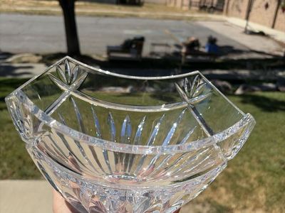 Georgous Large genuine 4 point crystal bowl.