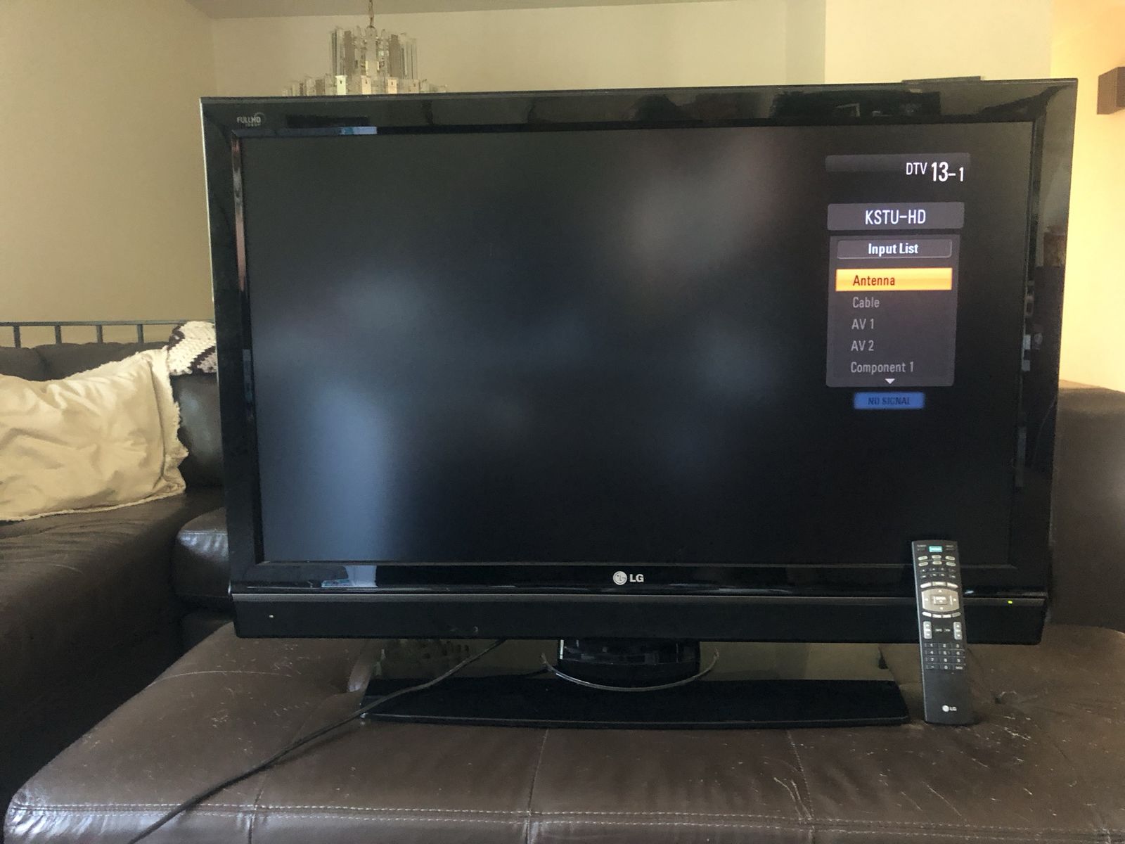 LG 42LB5D 42" Full HD LCD TV - with Remote