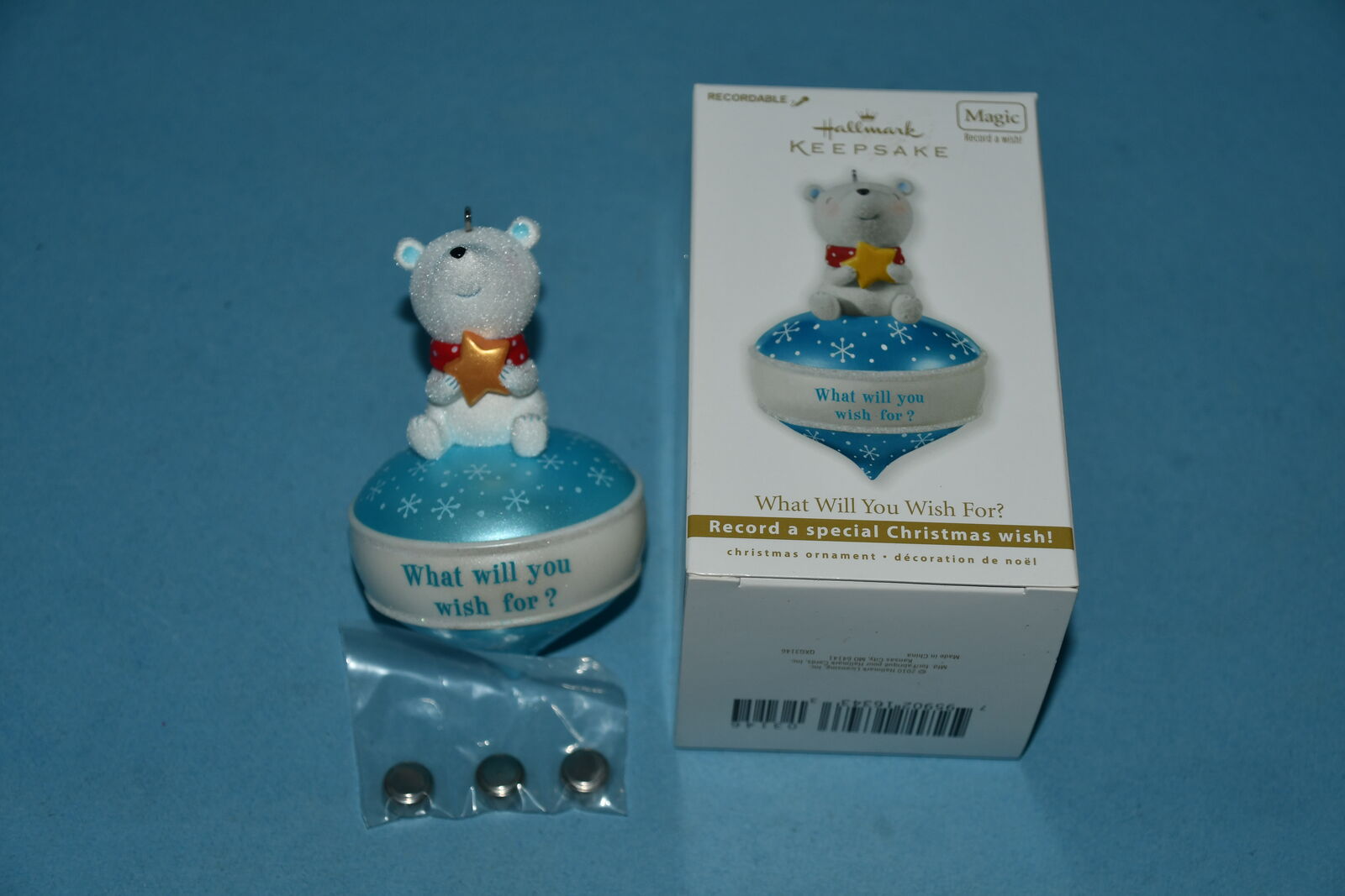 VINTAGE 2010 HALLMARK "WHAT WILL YOU WISH FOR?" CHRISTMAS ORNAMENT ~ TEDDY BEAR ~ MAGIC ~ RECORD A SPECIAL CHRISTMAS WISH