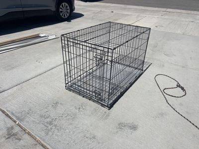 Large Black Wire Dog Crate Pet Kennel with Removable Tray - Durable & Foldable