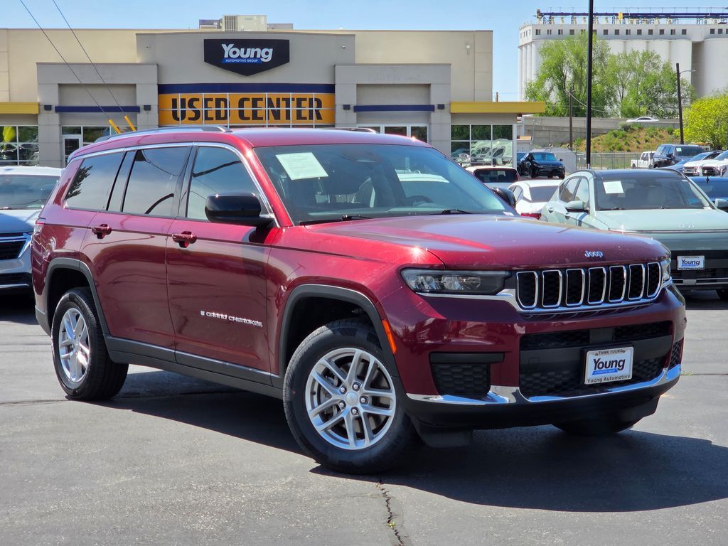 2023 JEEP GRAND CHEROKEE Laredo