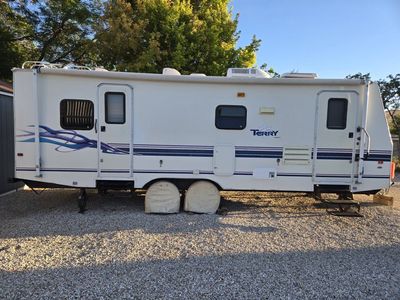 1998 Terry Travel Trailer-Minty Condition