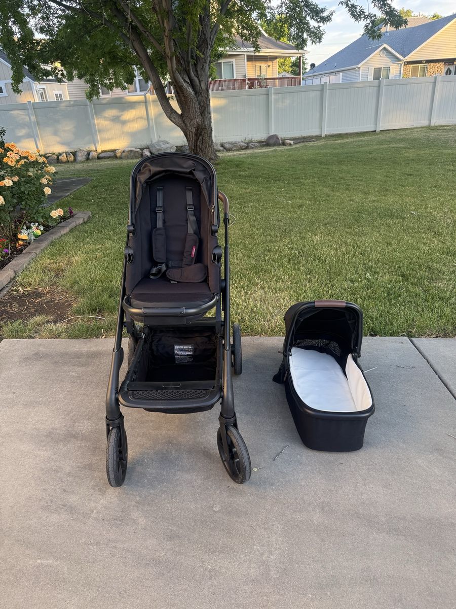 Mom Cozy dual stroller