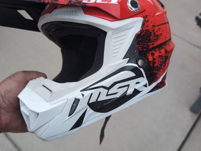 MSR SC1 Youth Large Motocross Dirt Bike Helmet Red White Black