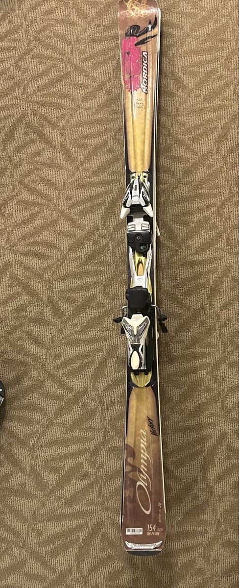 Skis ️