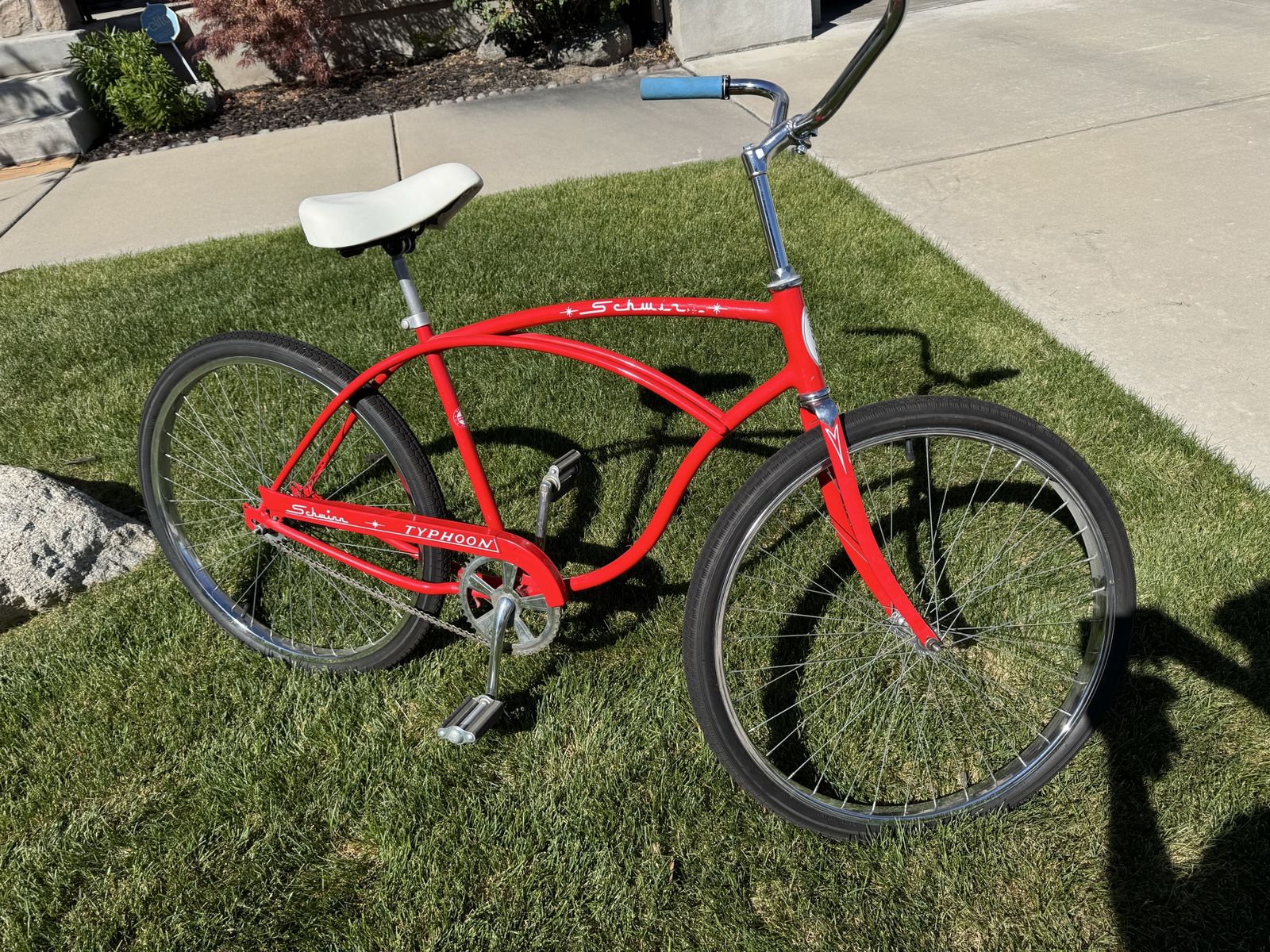 Vintage 1969 Scwinn Typhoon. Excellent condition