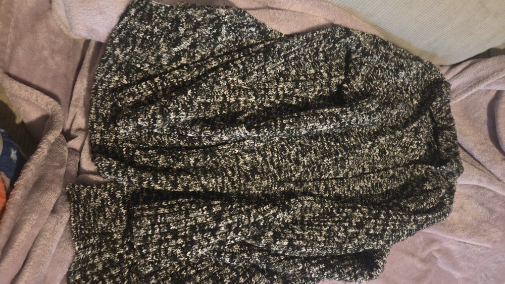 APT. 9 Women's Size L Black & White Turtleneck Sweater Knit Top