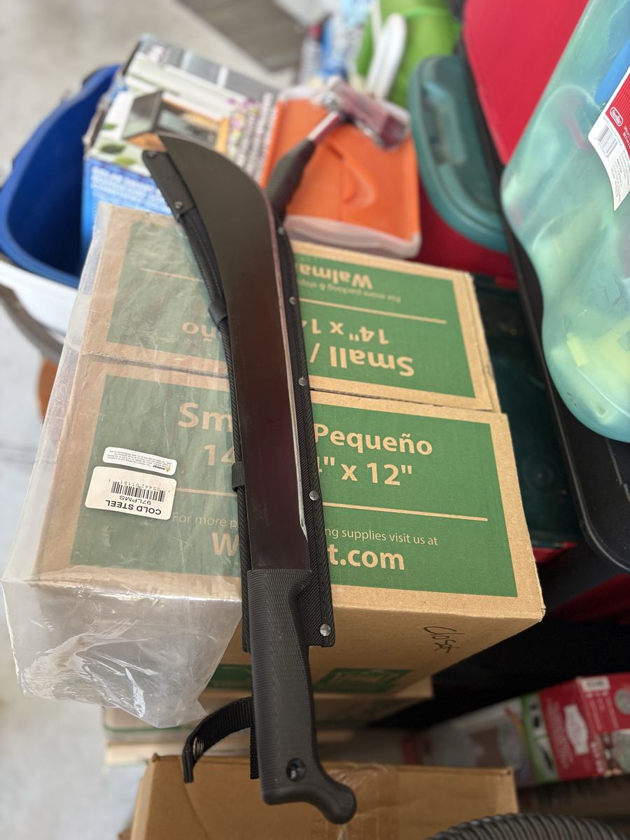 Cold Steel 97LPMS 14-inch Camping Machete with Sheath - Minimal Use