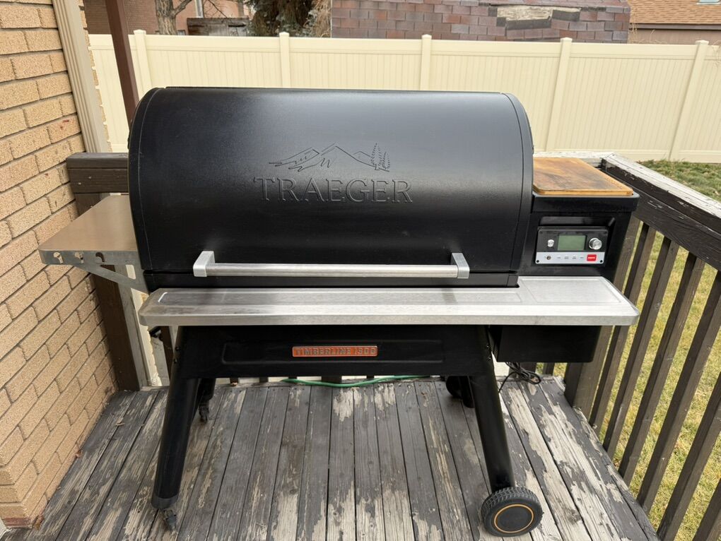 Traeger Timberline 1300 Wood Pellet Smoker/Grill