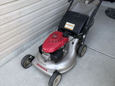 Honda HRR216 ( NEW CONDITIONS )