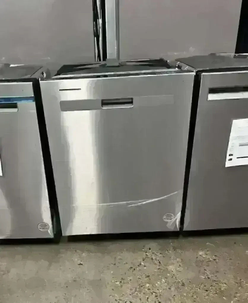 NEW WHIRLPOOL STAINLESS TOP CONTROL DISHWASHER