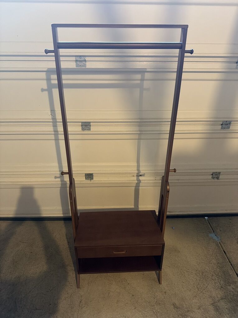 Like New Small Clothing Rack