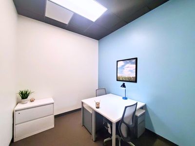 20 % Off This Month! Flexible terms, professional environment, move-in ready.