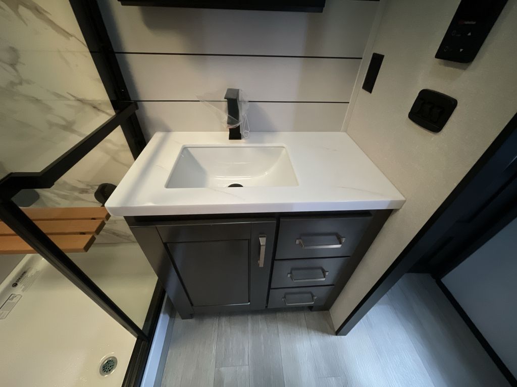Main image 49
