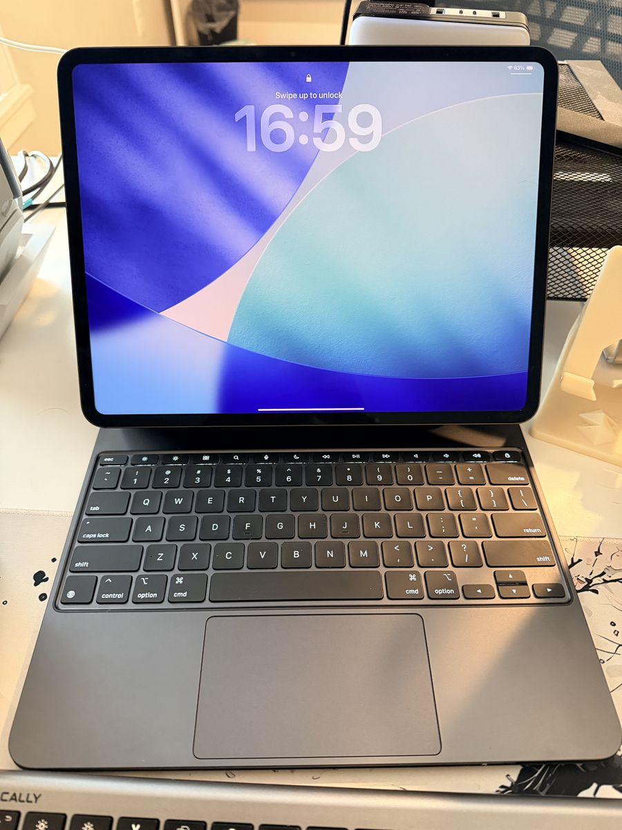 Save $500 - Apple iPad Pro 13” M4 + Magic Keyboard + Apple Pencil Pro — Like New Bundle (or buy individually)