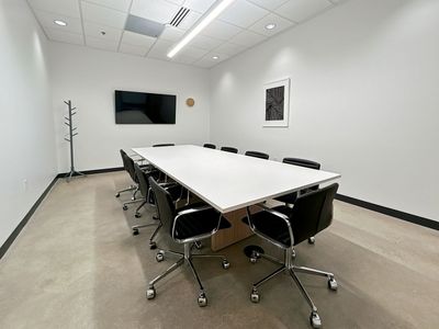 Professional Meeting Rooms 24th St Ogden | Reception Included