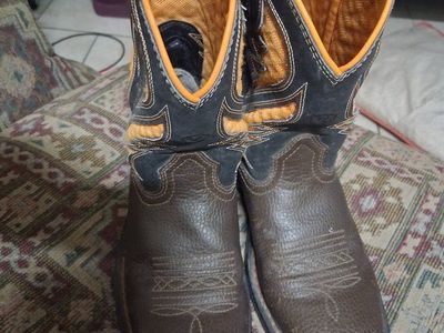 Ariat Childs Brown Leather Cowboy Boots Size 2 Western Style Nice!